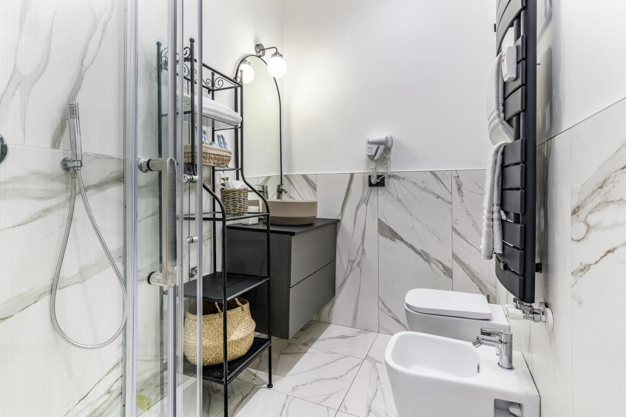 Appartamento Beplace In San Babila Milano
